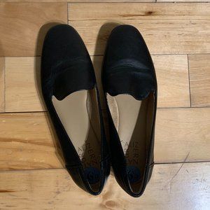 Black Naturalizer Emiline loafers size 6.5